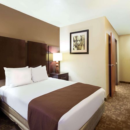 Super 8 By Wyndham Chandler Phoenix Ngoại thất bức ảnh