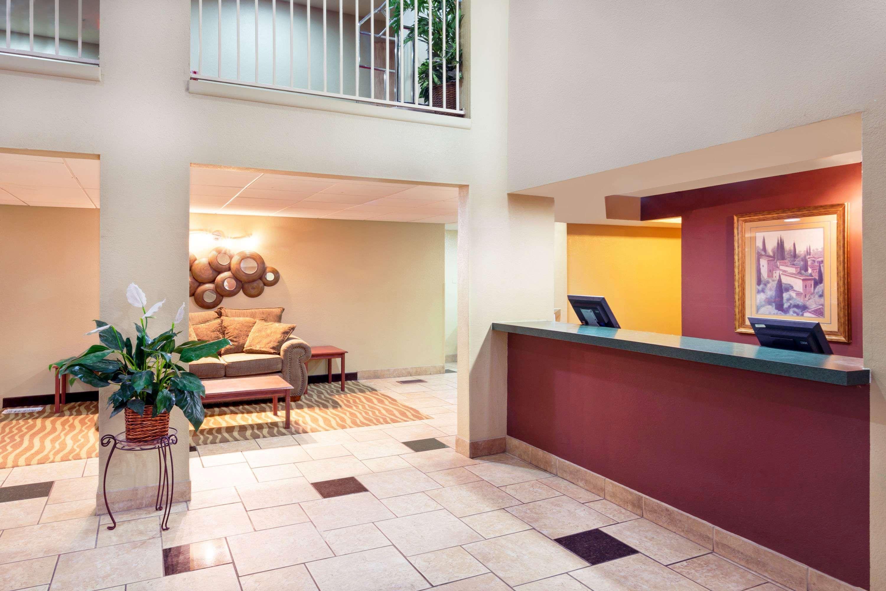 Super 8 By Wyndham Chandler Phoenix Ngoại thất bức ảnh