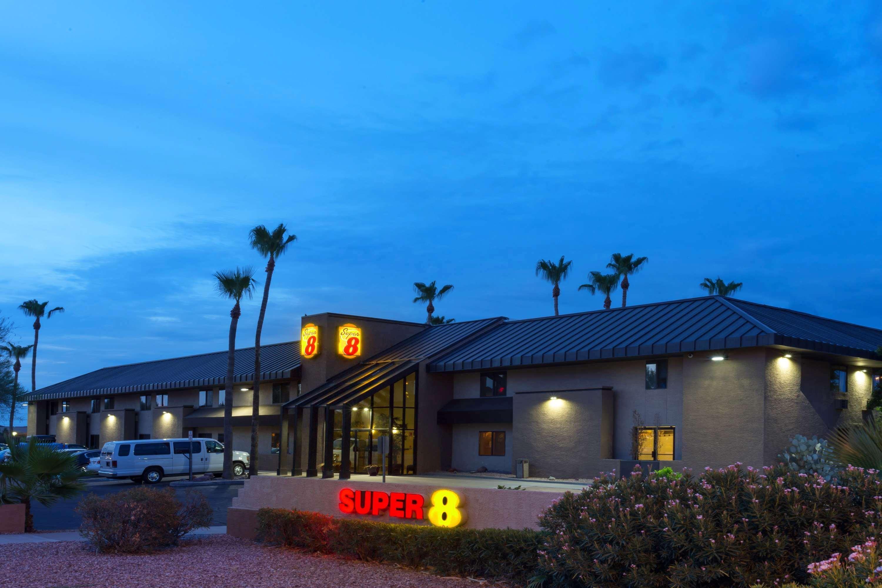 Super 8 By Wyndham Chandler Phoenix Ngoại thất bức ảnh